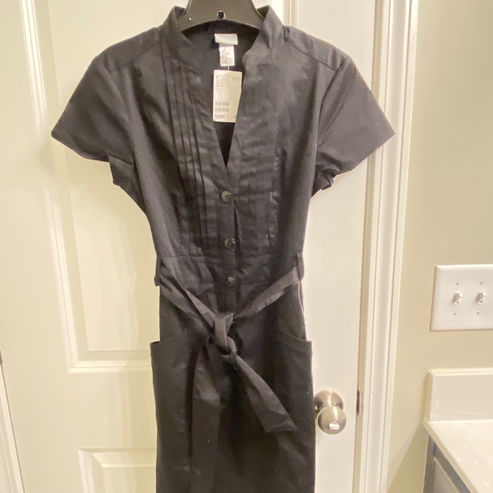 H&M black dress. - Picture 3 of 10